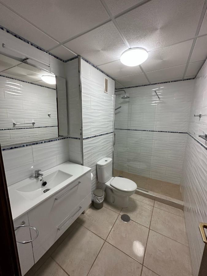 Victoria Court 2- Lovely Apartment 25 Arona  Zewnętrze zdjęcie